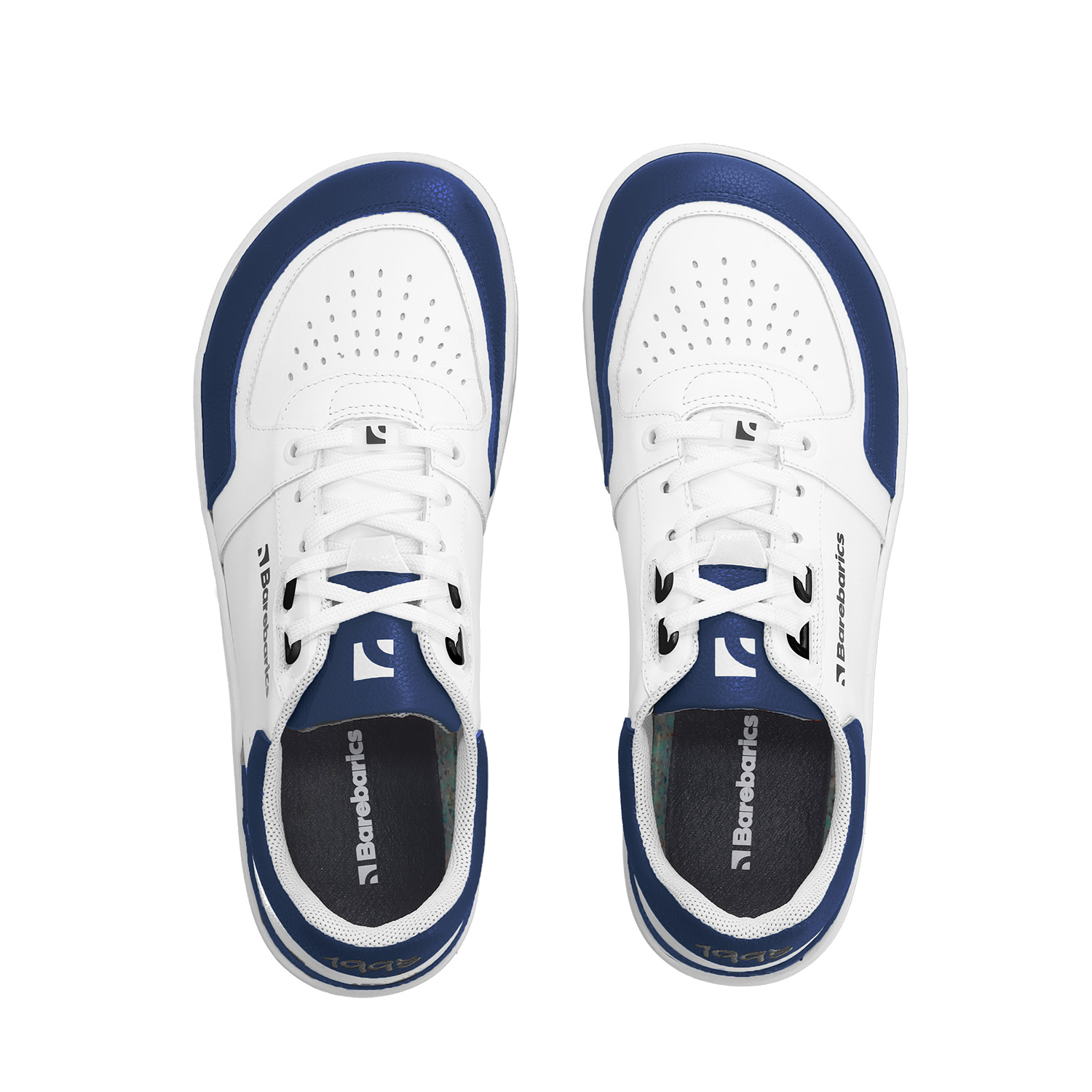 Barefoot Sneakers Barebarics Wave - White & Dark Blue.
La tomaia è di pelle nappa liscia di qualità.
Attributi Barefoot
Forma anatomica – le sneakers rispettano la forma dei piedi.
Più informazioni:
calzatura da cittàdesign urbano modernoprogettate e prodotte a mano in UE da materiali locali e sostenibiliottima resistenza e costanza dei colori dei materialitecnologia Dermodry Coolmax® per un continuo drenaggio dell’umiditàdisponibili nelle taglie: 36-47 (secondo le misure europee)EAN/SKU: %eanorsku%